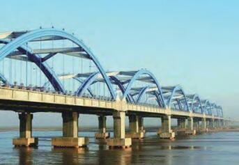 六元素石墨烯跨河大桥施工项目